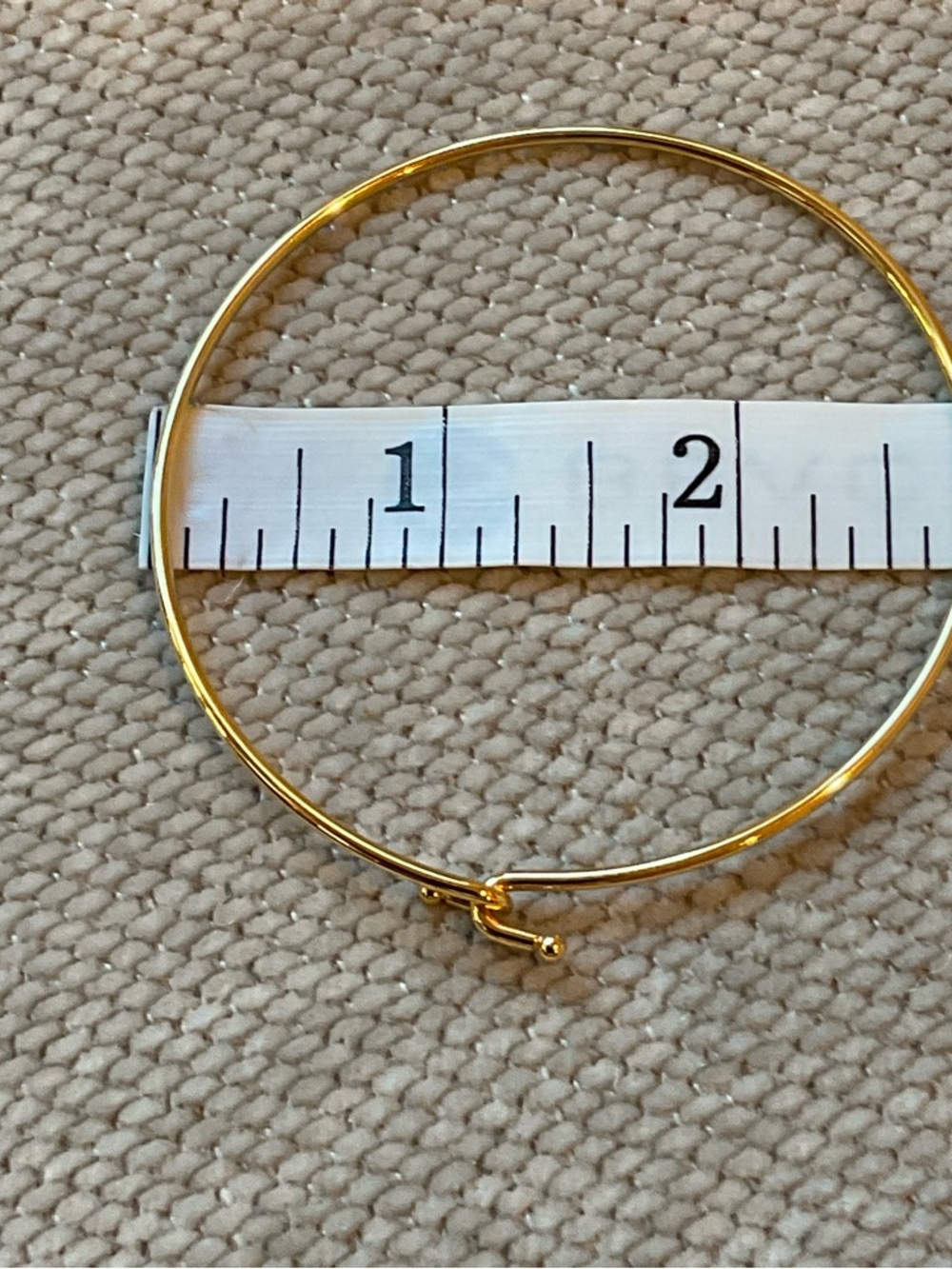 Jbloom Gold-Tone Stainless Steel Simple Hoop Charm Bangle Bracelet - Picture 3 of 3